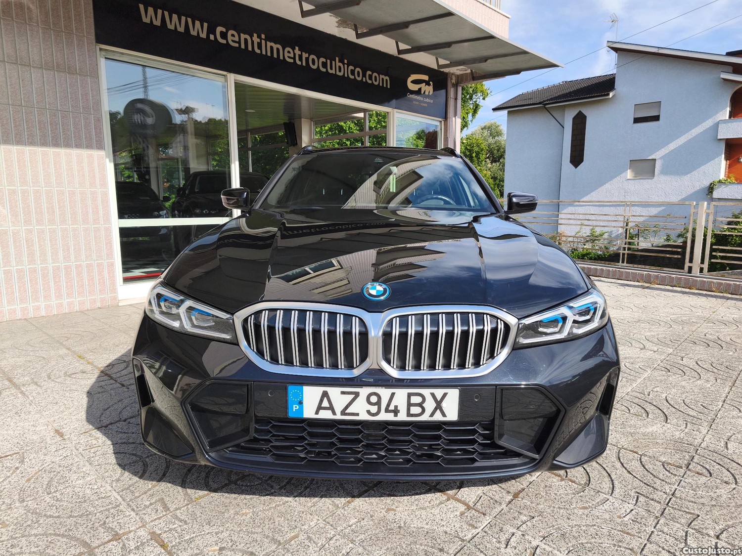 BMW 320 e Touring Pack M PHEV Nacional — fotografia 18