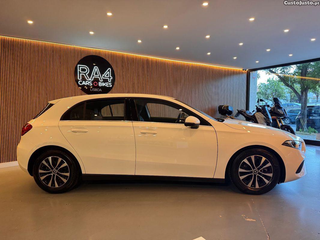 Mercedes-Benz A 200 Standard — fotografia 17
