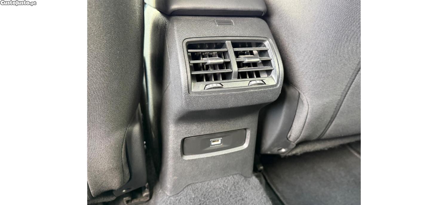 Citroën C4 PureTech Plus 1.2 130cv — fotografia 4