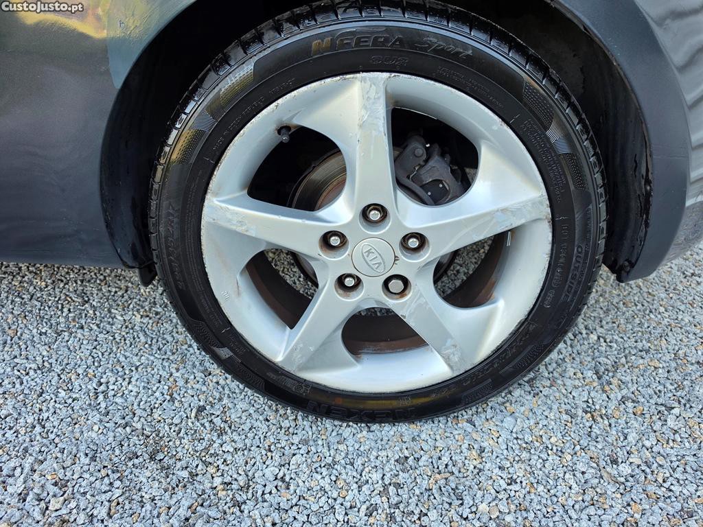 Kia Ceed Coupe 1.6CRDi 115Cv 06/2008 — fotografia 8