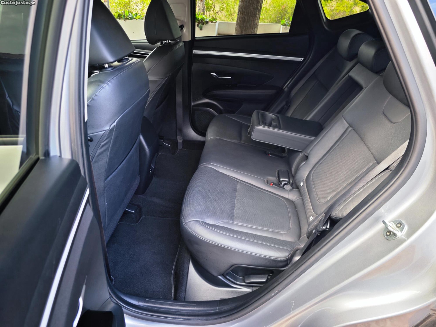 Hyundai Tucson 1.6 CRDI Vanguard DCT — fotografia 7