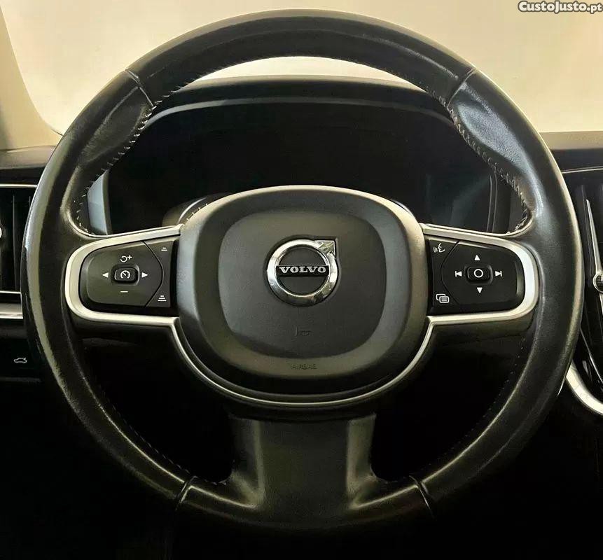 Volvo V60 2.0 t6 awd te inscription — fotografia 23