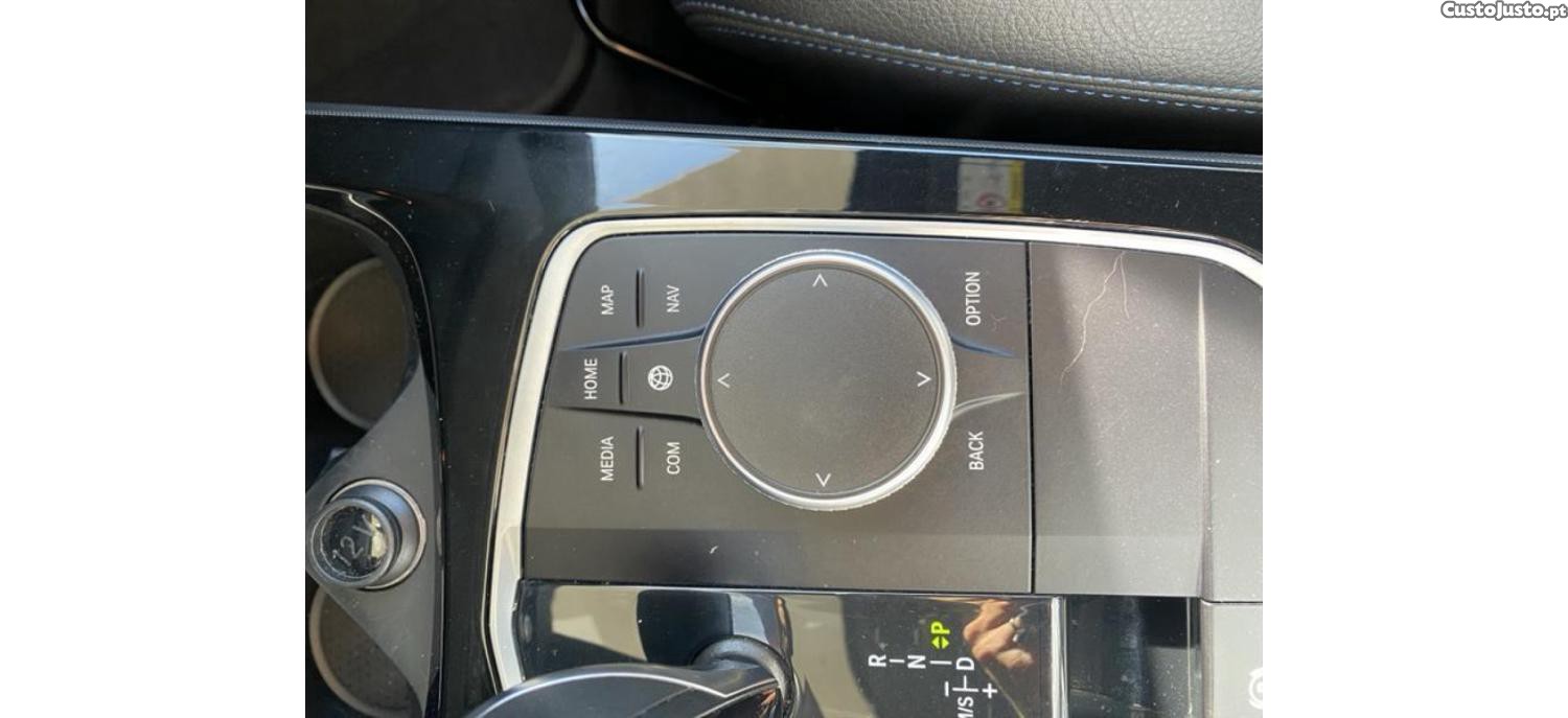 BMW 116 d Pack M 1.5 cv Auto — fotografia 6