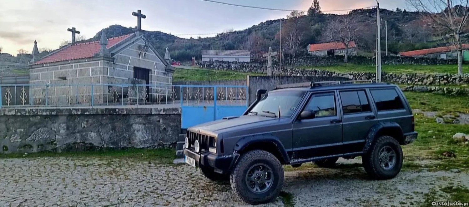 Jeep Cherokee Xj — fotografia 2