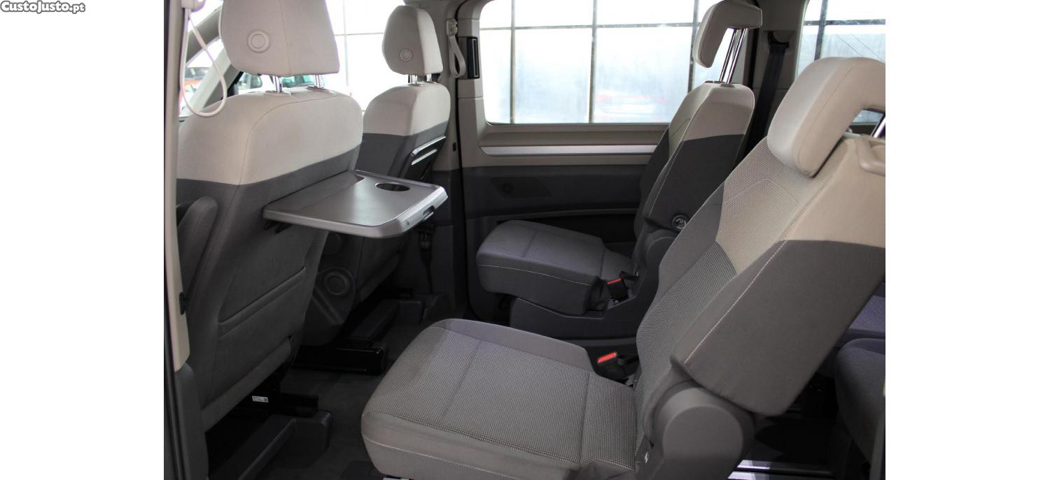 Volkswagen Multivan Life 2.0 TDI 150cv DSG — fotografia 4