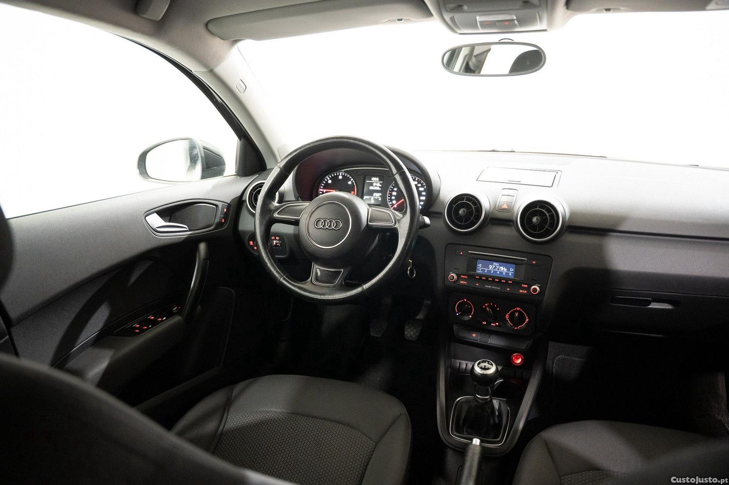 Audi A1 Sportback 1.4 TDI Design — fotografia 12
