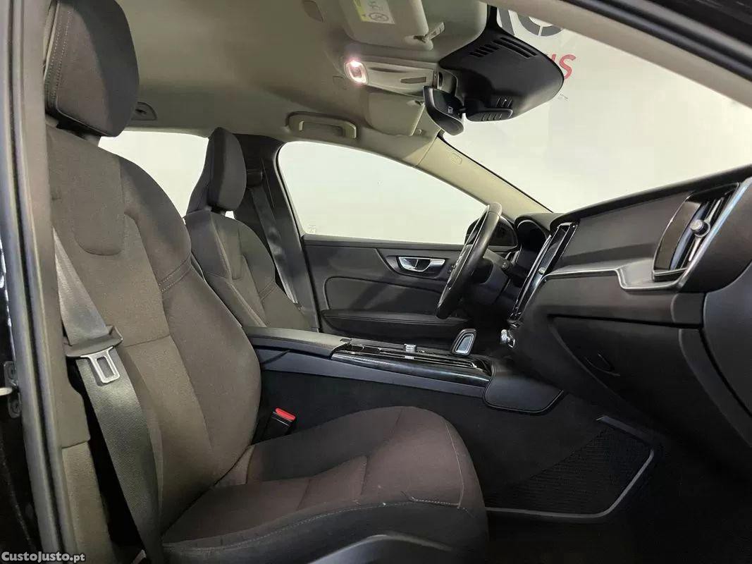 Volvo V60 2.0 t6 awd te inscription — fotografia 19