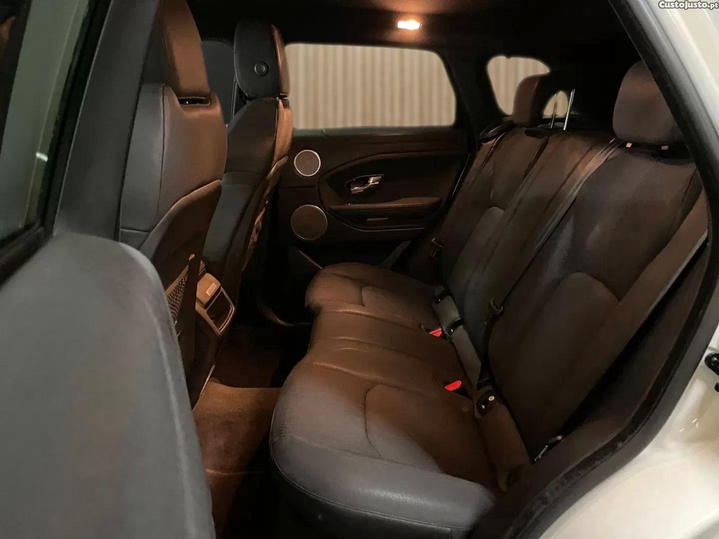 Land Rover Evoque 2.0 ed4 se — fotografia 3