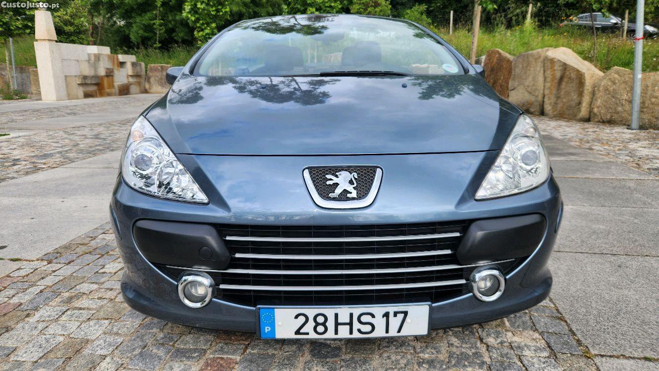 Peugeot 307 2.0 HDI Cabrio — fotografia 11