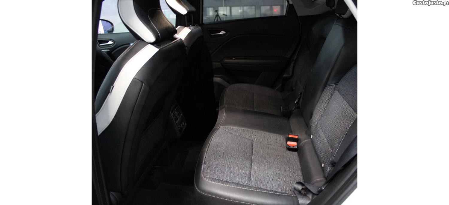 Renault Captur 1.0 TCe Techno — fotografia 13