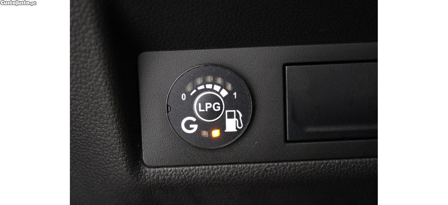 Renault Captur 1.0 TCe Techno Bi-Fuel — fotografia 12