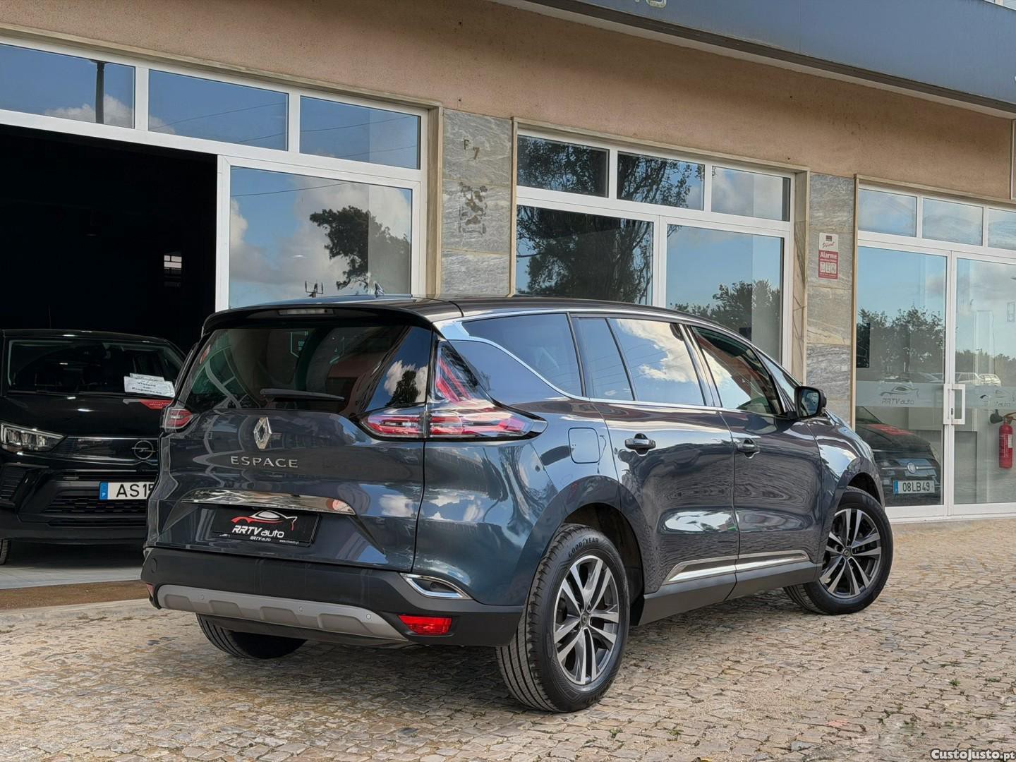 Renault Espace 2.0 dCi Intens 7L EDC — fotografia 19
