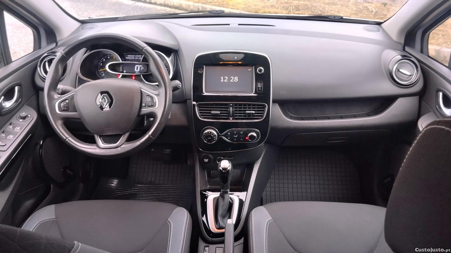 Renault Clio 1.5 dCi Dynamique S EDC - 15 foto 4