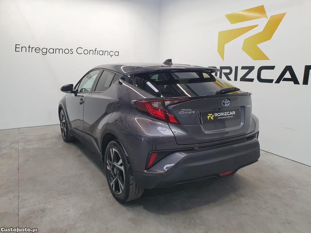 Toyota C-HR 1.8 Hybrid Exclusive — fotografia 16