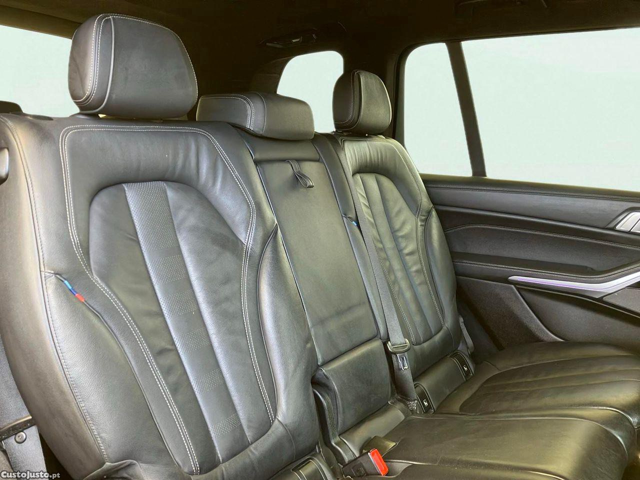 BMW X7 40 d xDrive Pack M — fotografia 6