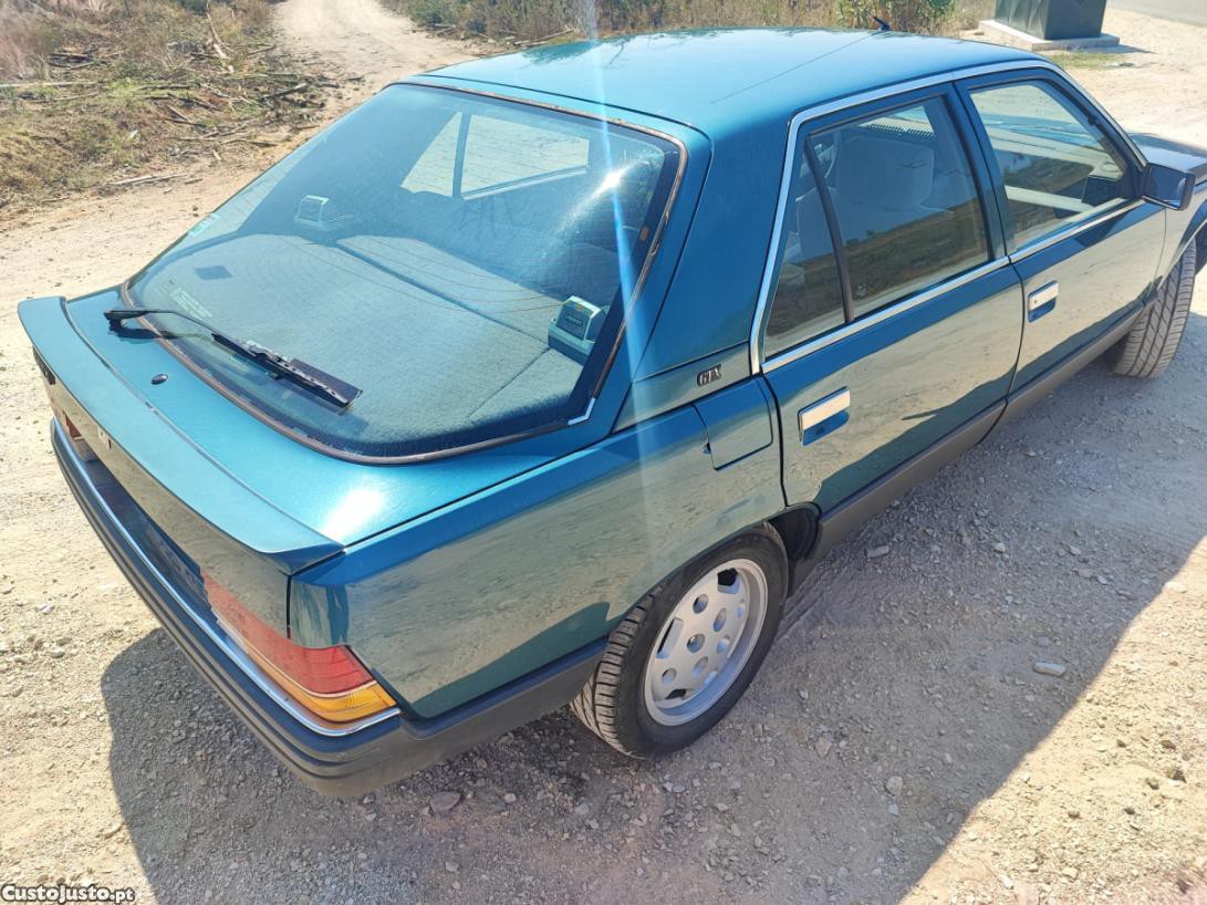 Renault 25 2.2 GTX 120cv — fotografia 2