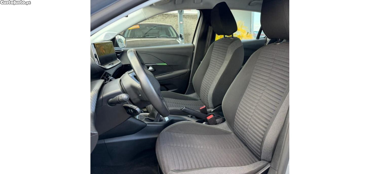 Peugeot 208 ActivePack 1.2Puretech 100cv — fotografia 11