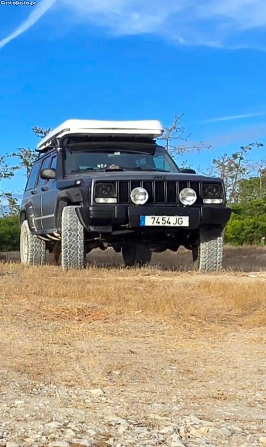 Jeep Cherokee Xj — fotografia 3