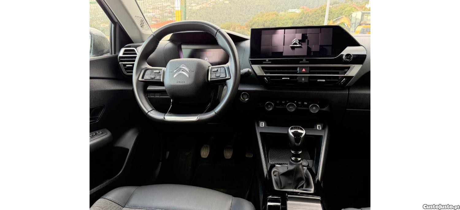 Citroën C4 PureTech Plus 1.2 130cv — fotografia 13