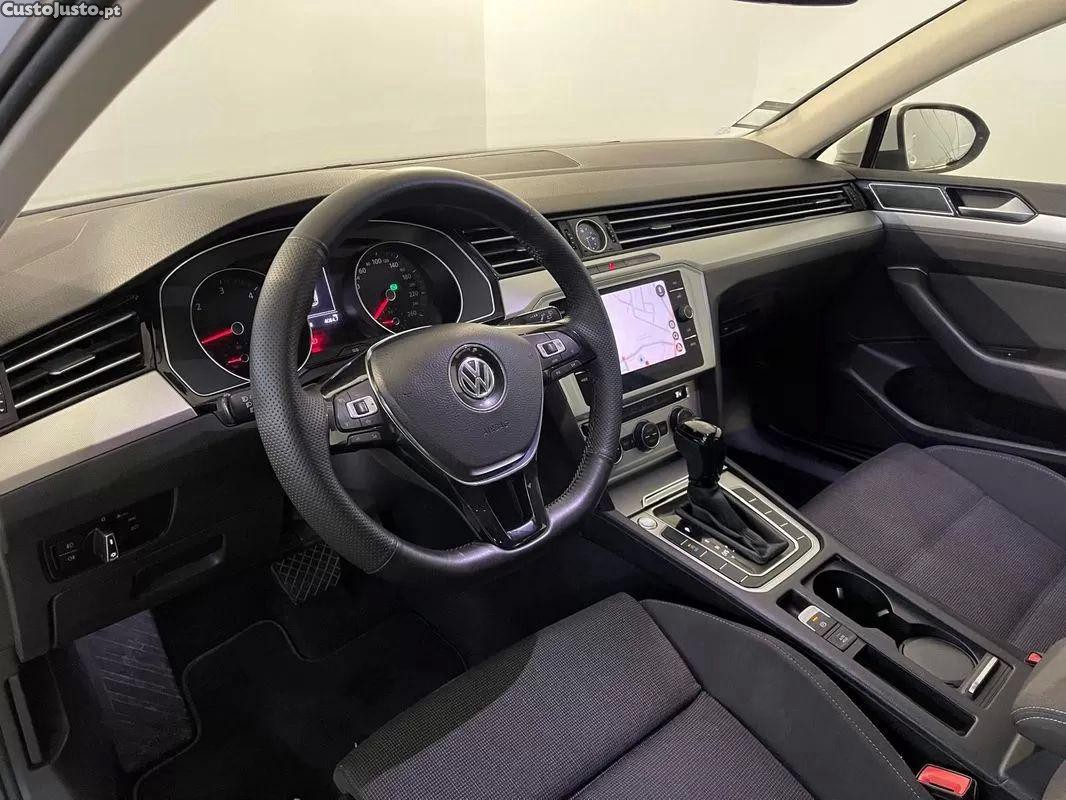 Volkswagen Passat 2.0 tdi elegance dsg — fotografia 24