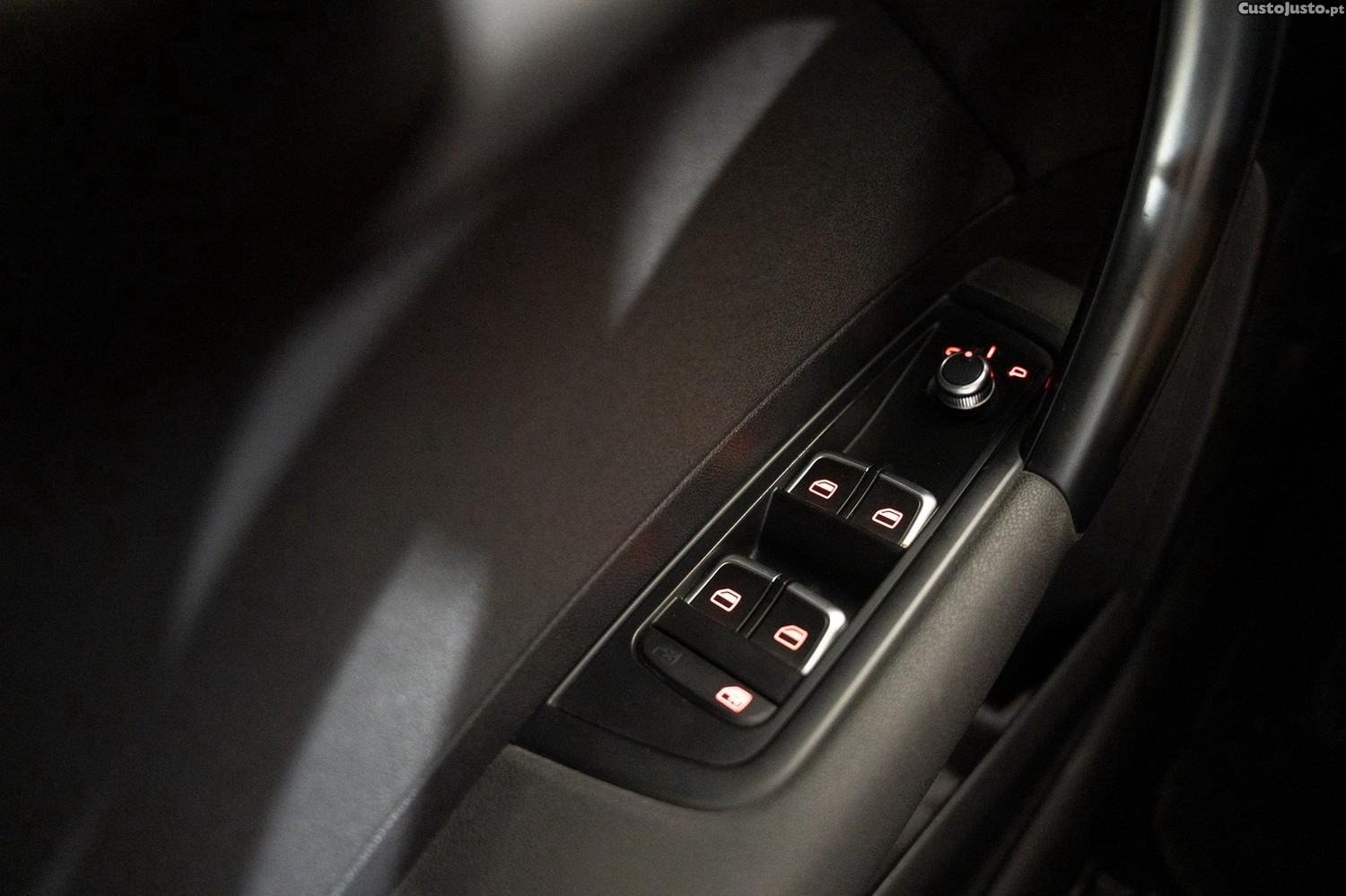 Audi A1 Sportback 1.4 TDI Design — fotografia 4