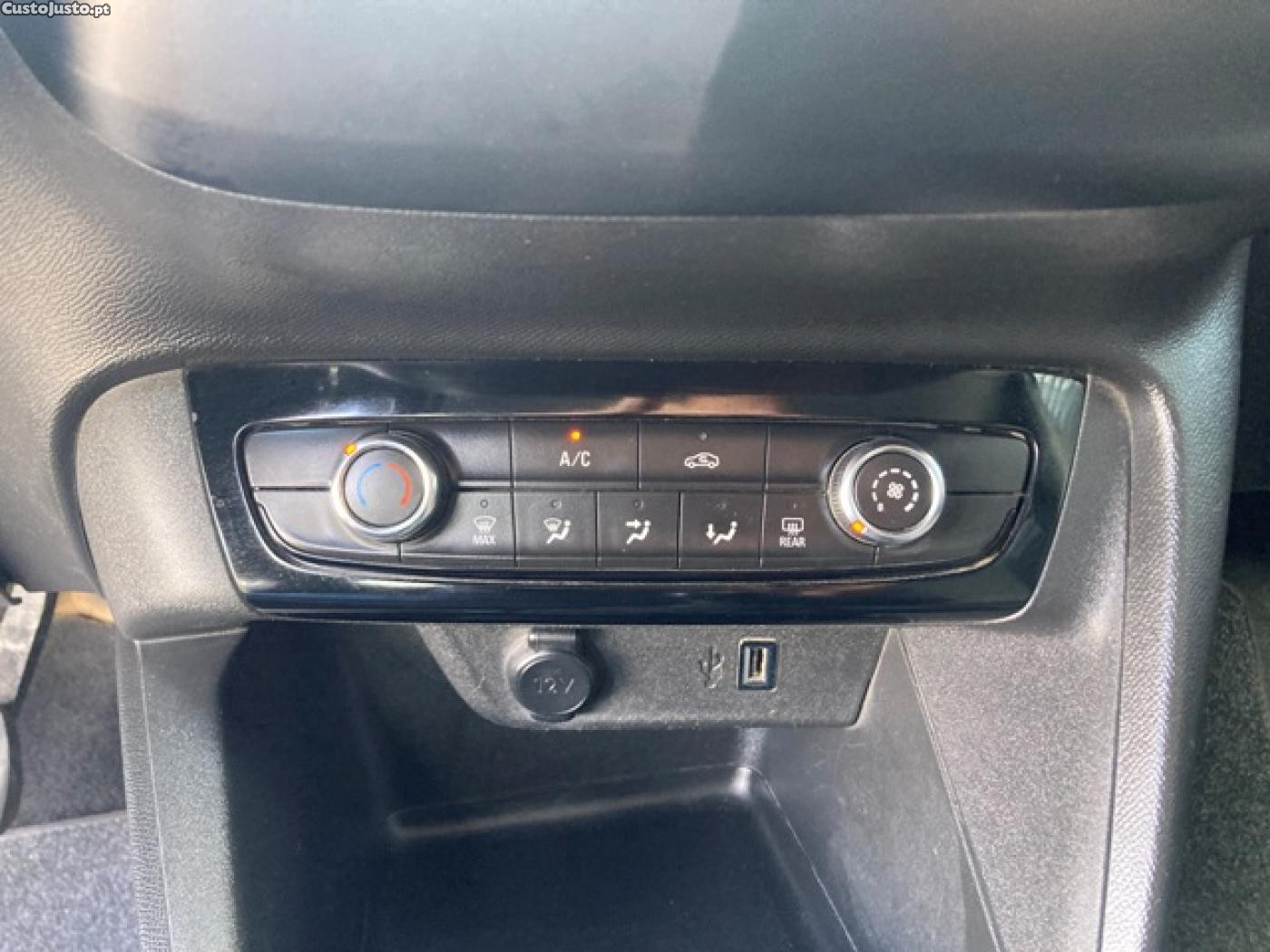 Opel Corsa 1.5 D Business Editi — fotografia 10