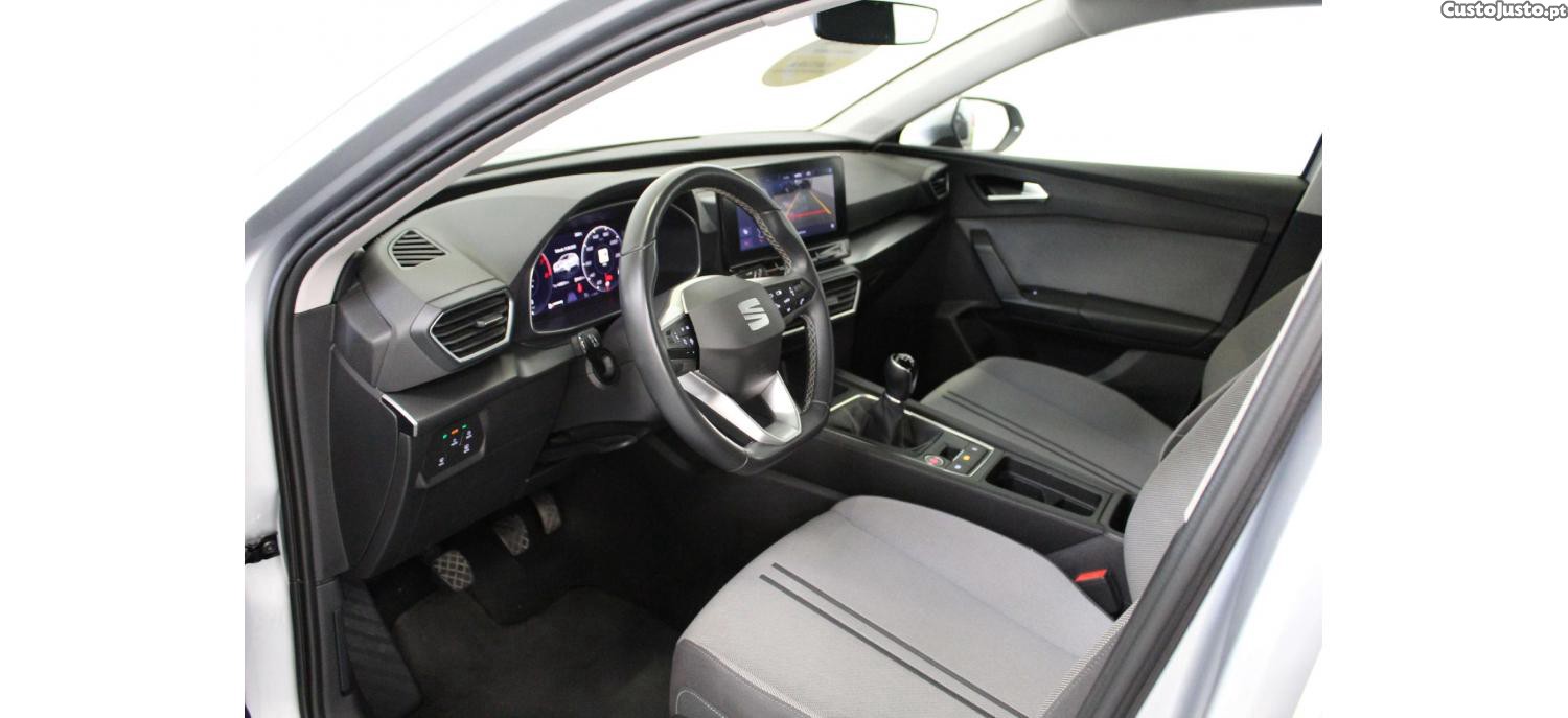 SEAT Leon 1.0 TSI Style 110cv — fotografia 16