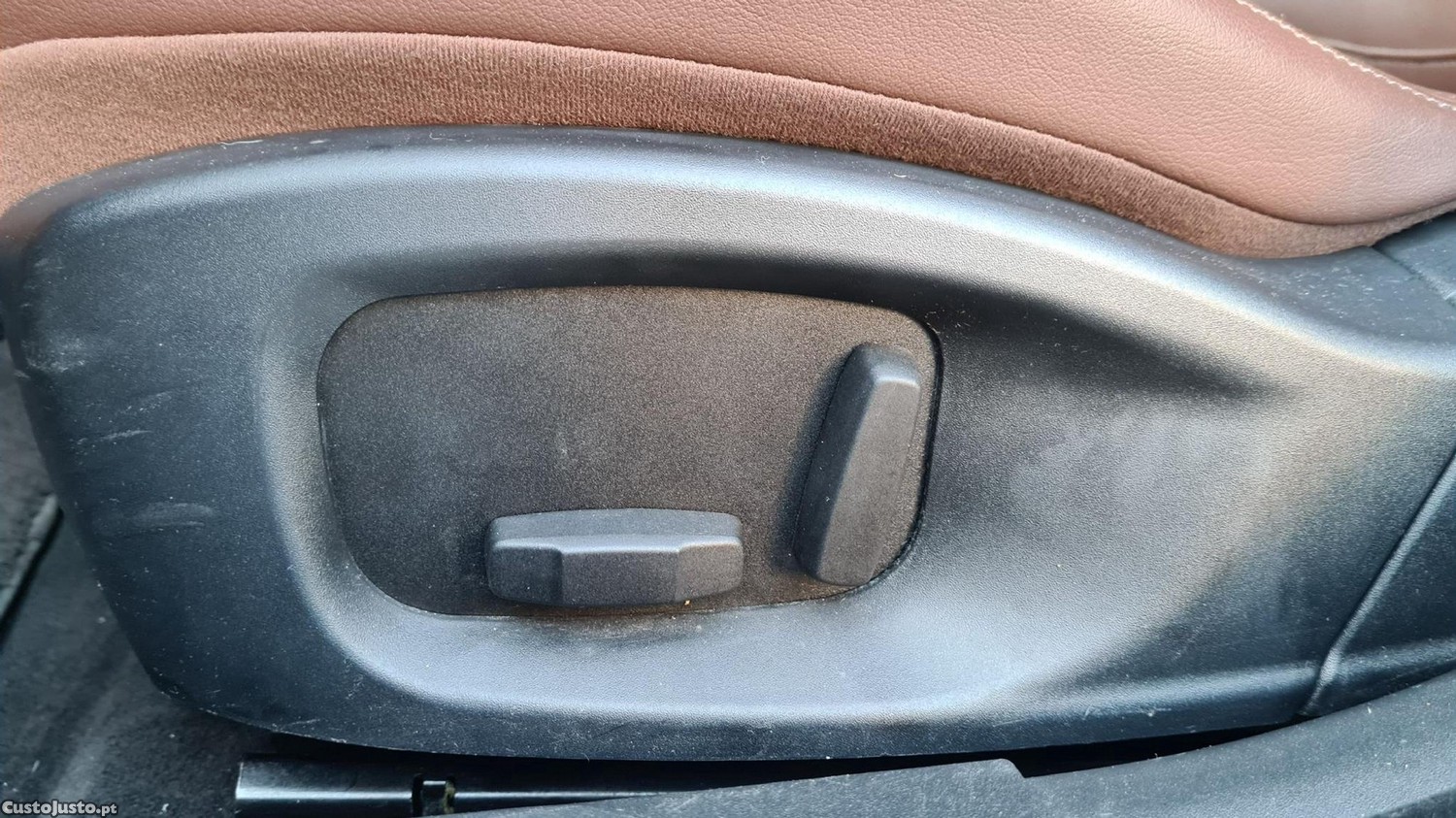 Jaguar XE 2.0 D Prestige — fotografia 3