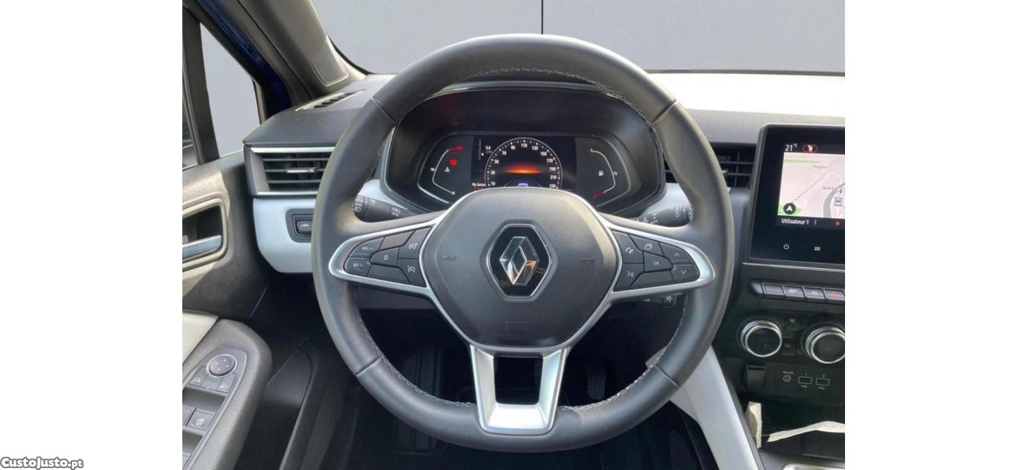 Renault Clio 1.0 Tce Techno — fotografia 5
