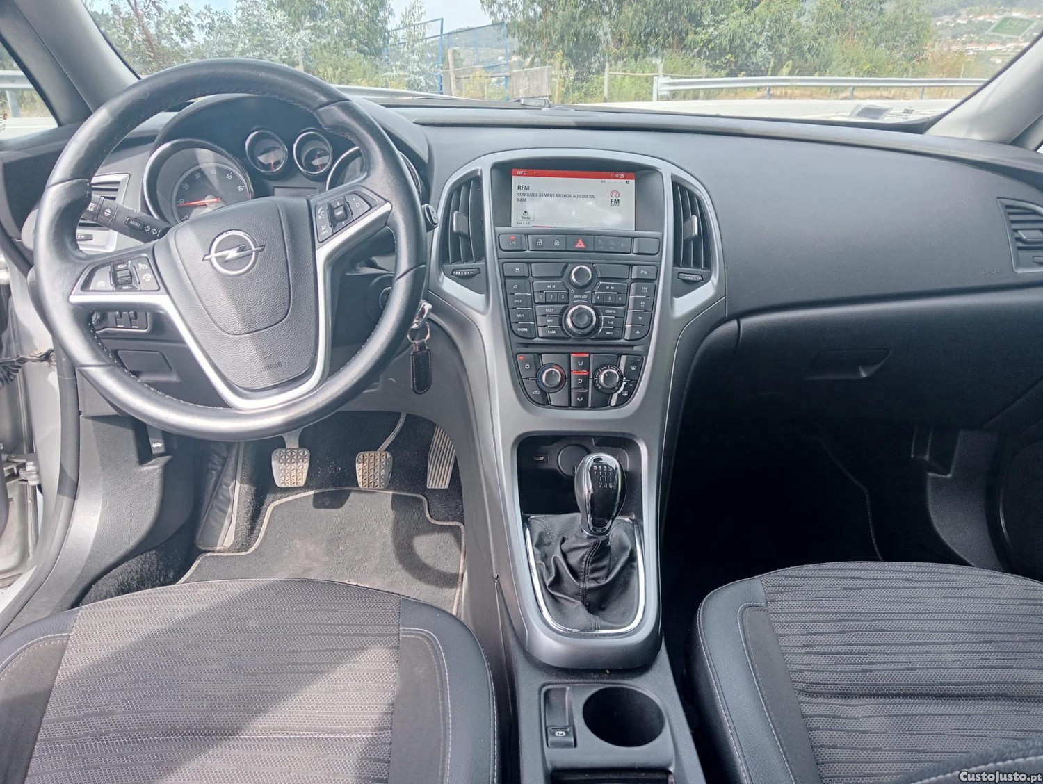 Opel Astra Sports Tourer — fotografia 6