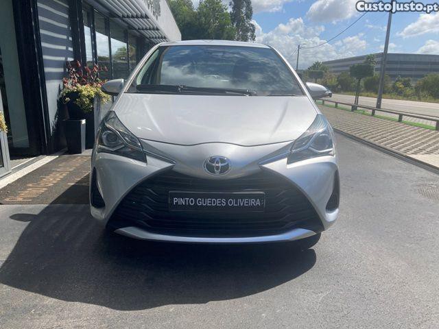 Toyota Yaris 1.0 VVT-i Comfort — fotografia 30