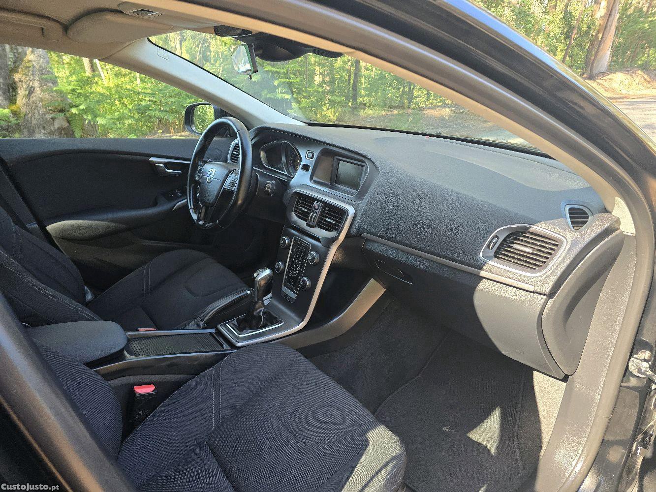 Volvo V40 1600 — fotografia 8