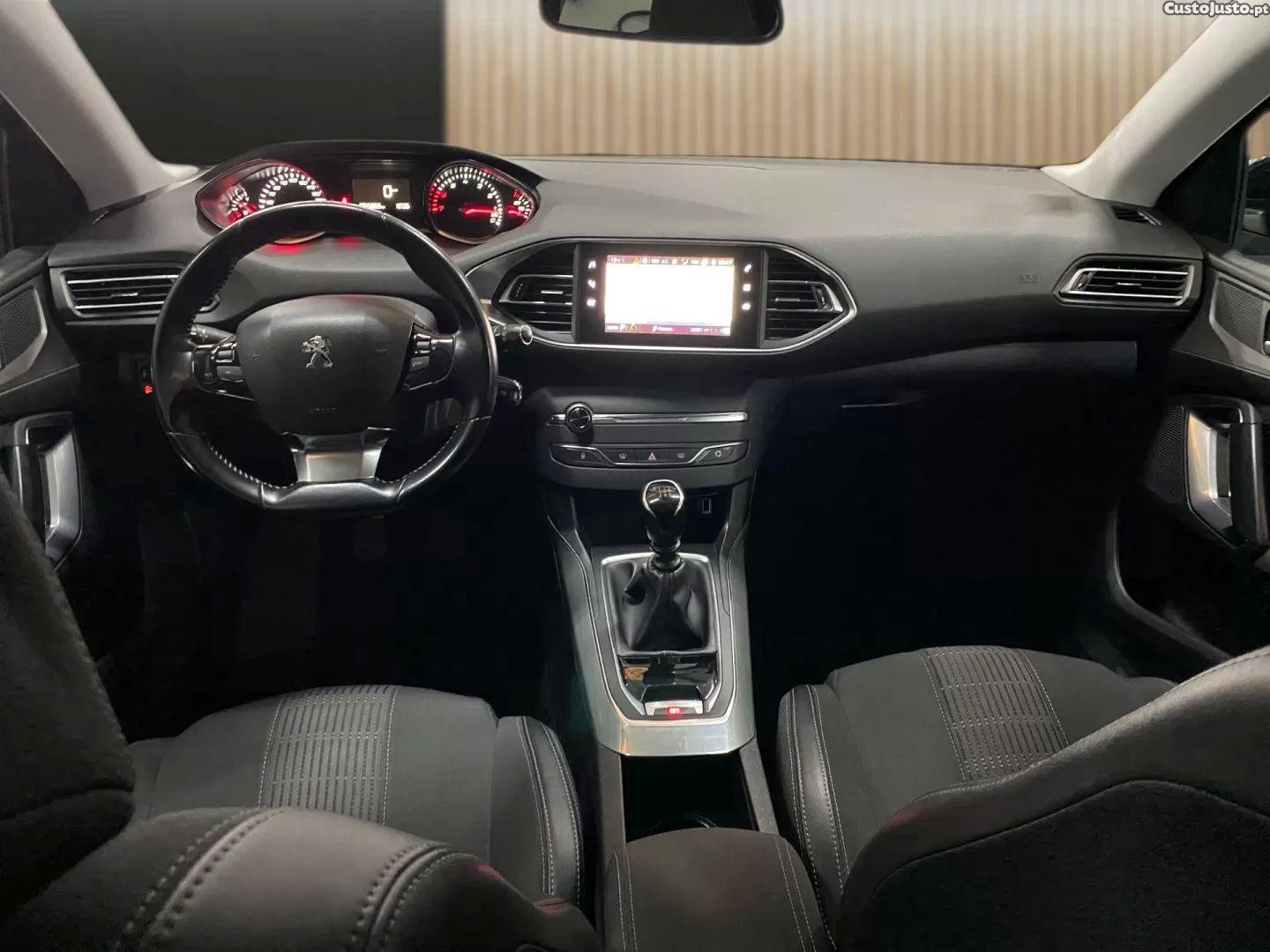 Peugeot 308 1.2 puretech gt line — fotografia 12