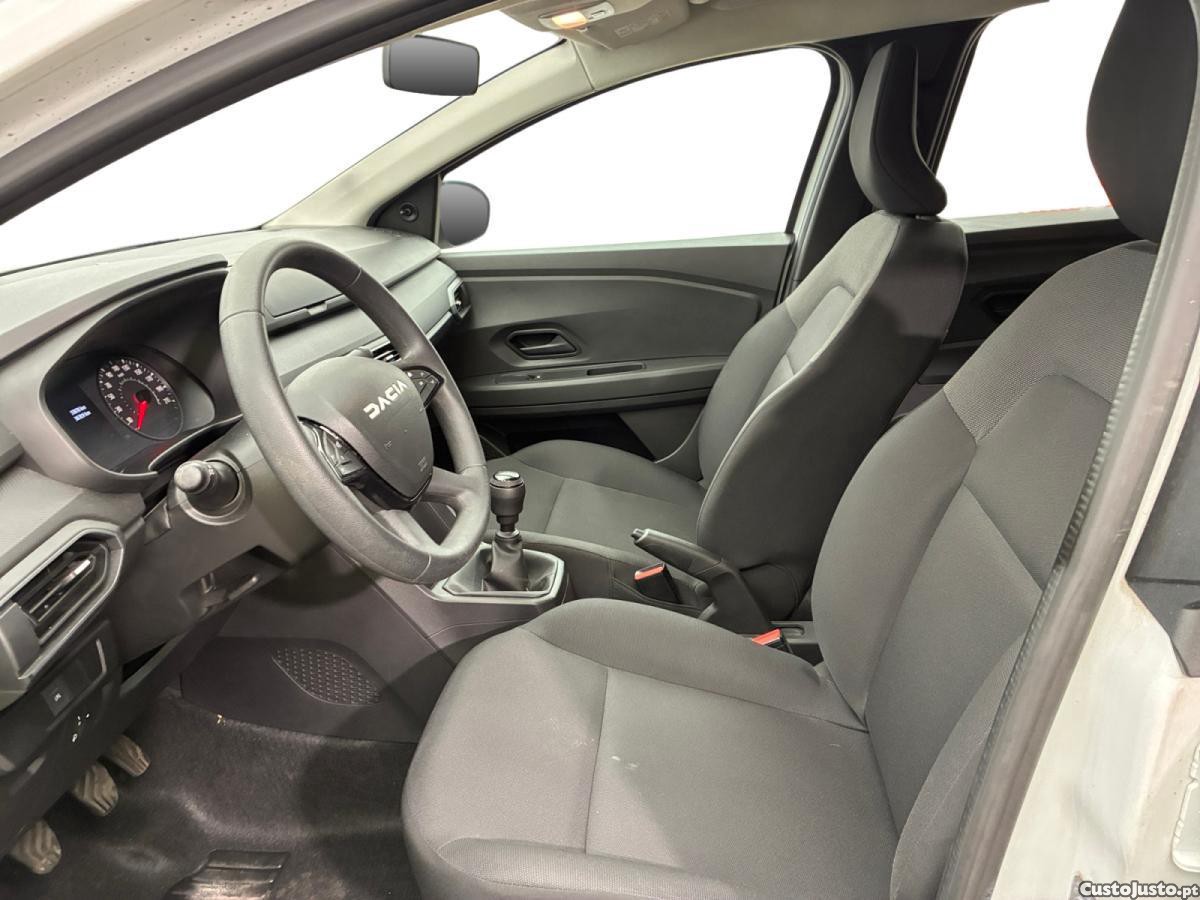 Dacia Jogger 1.0 TCe Essential 7L — fotografia 7