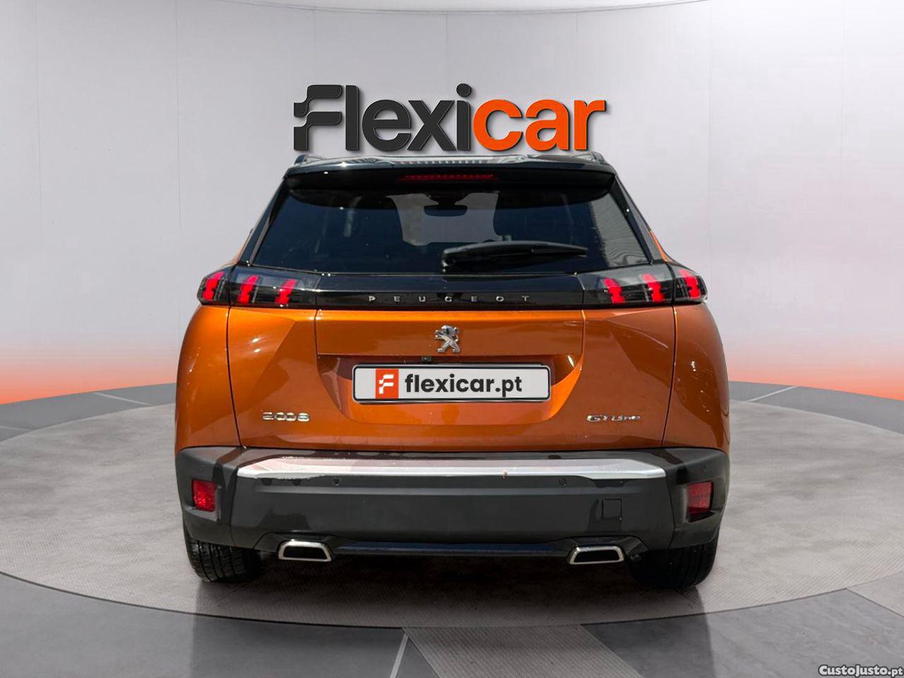 Peugeot 2008 1.2 PureTech GT Line — fotografia 19