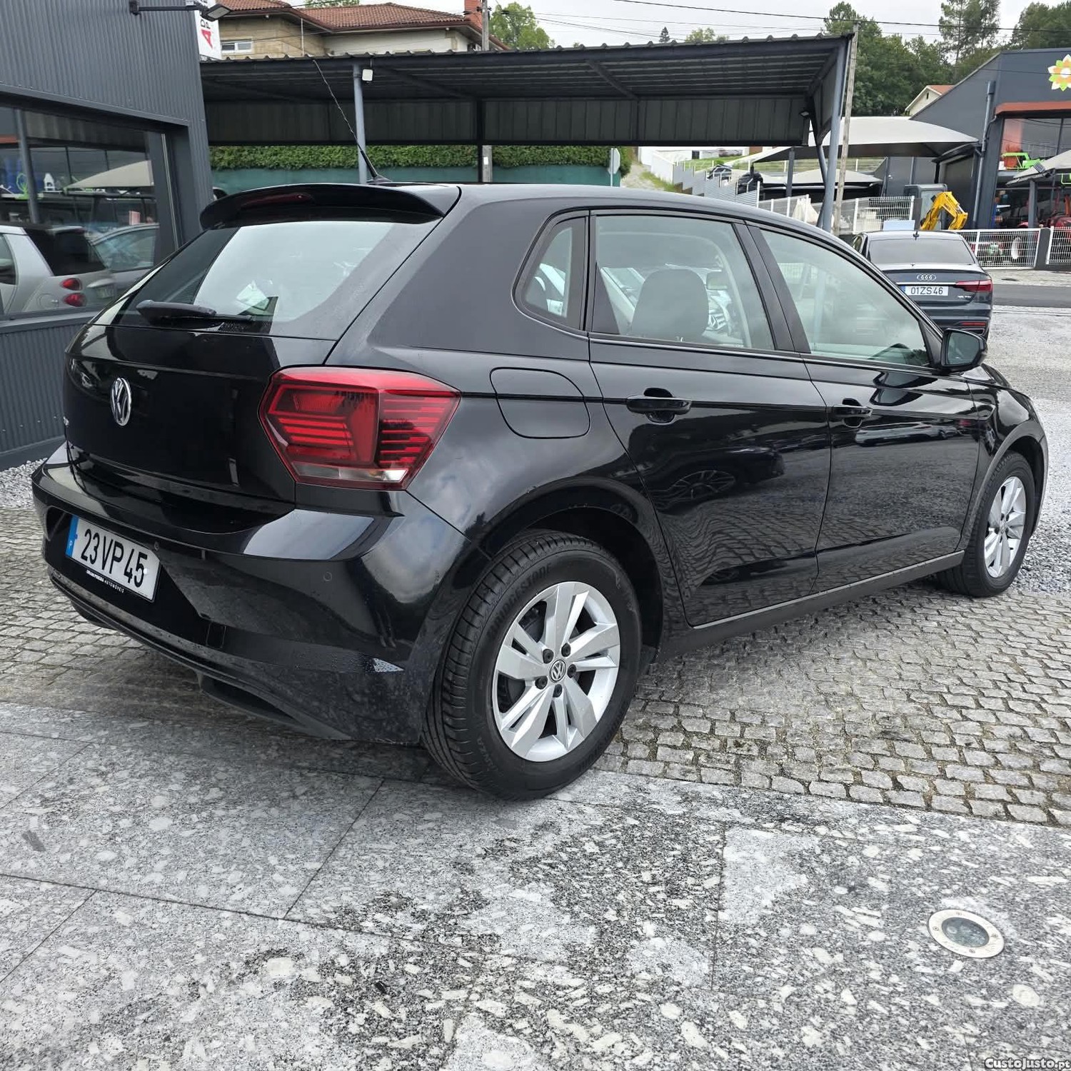Volkswagen Polo 1.6 TDI Confortline — fotografia 12