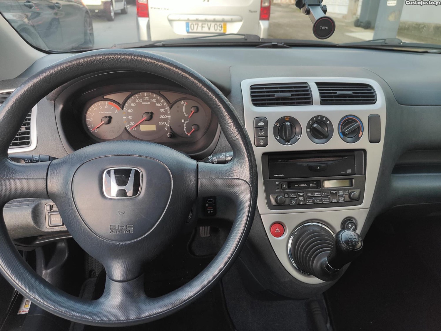 Honda Civic 1.4 // AC Gasolina 90 cv de 09/2003 — fotografia 3