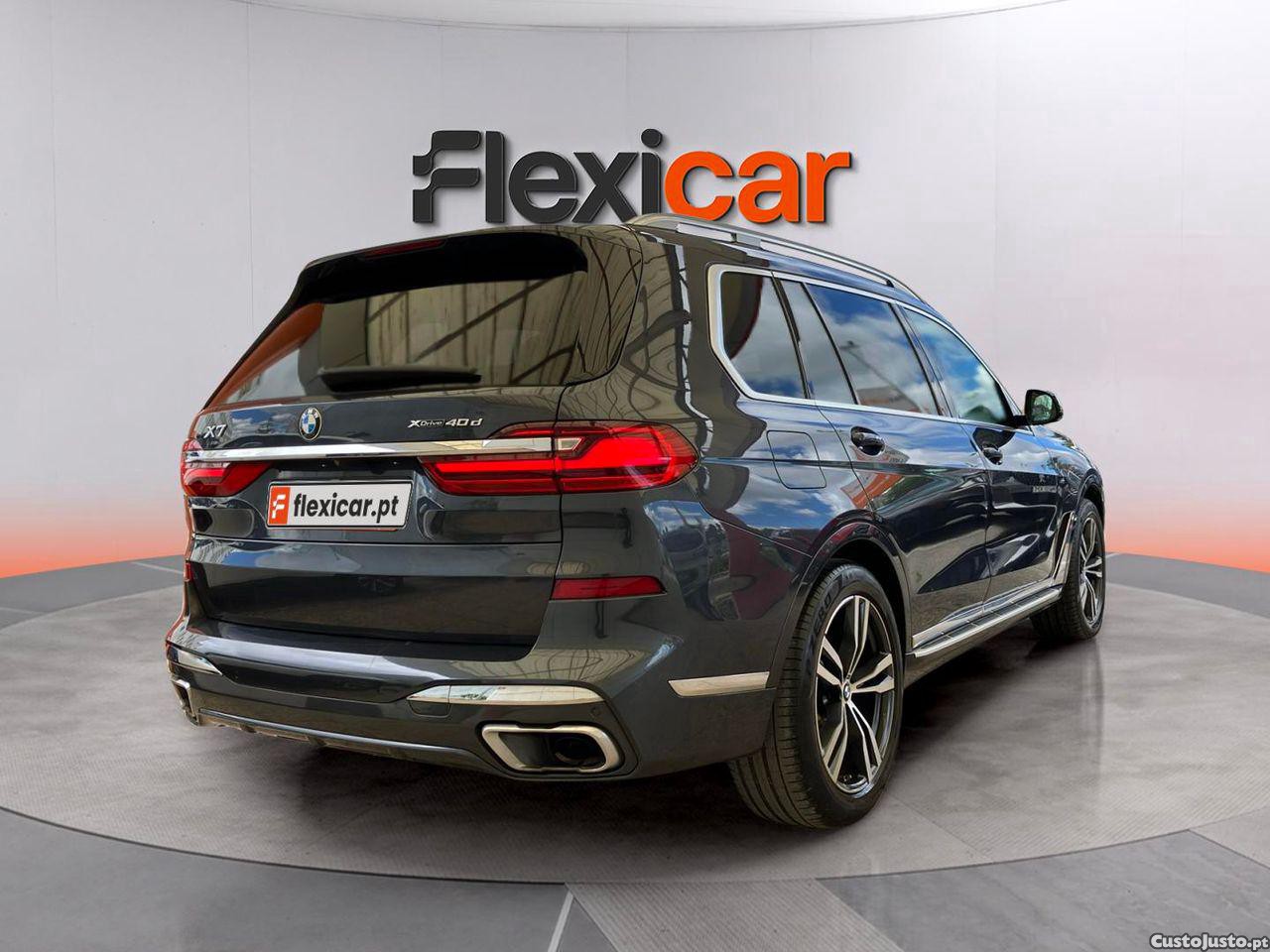 BMW X7 40 d xDrive Pack M — fotografia 16
