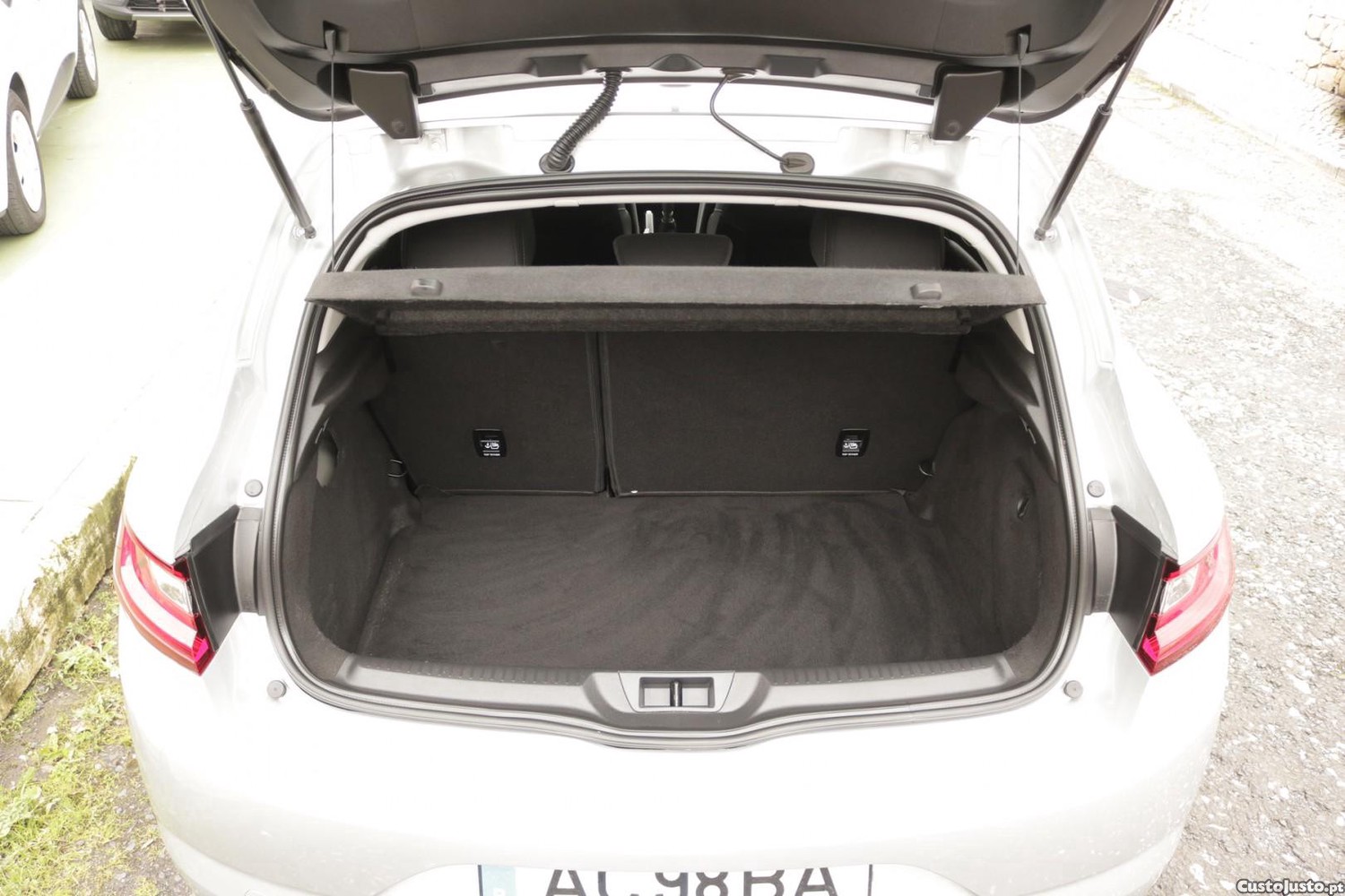 Renault Mégane 1.5 Blue DCI Zen — fotografia 46