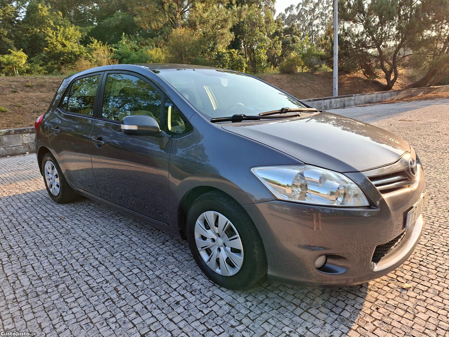 Toyota Auris 1.4D-4D Impecável — fotografia 8
