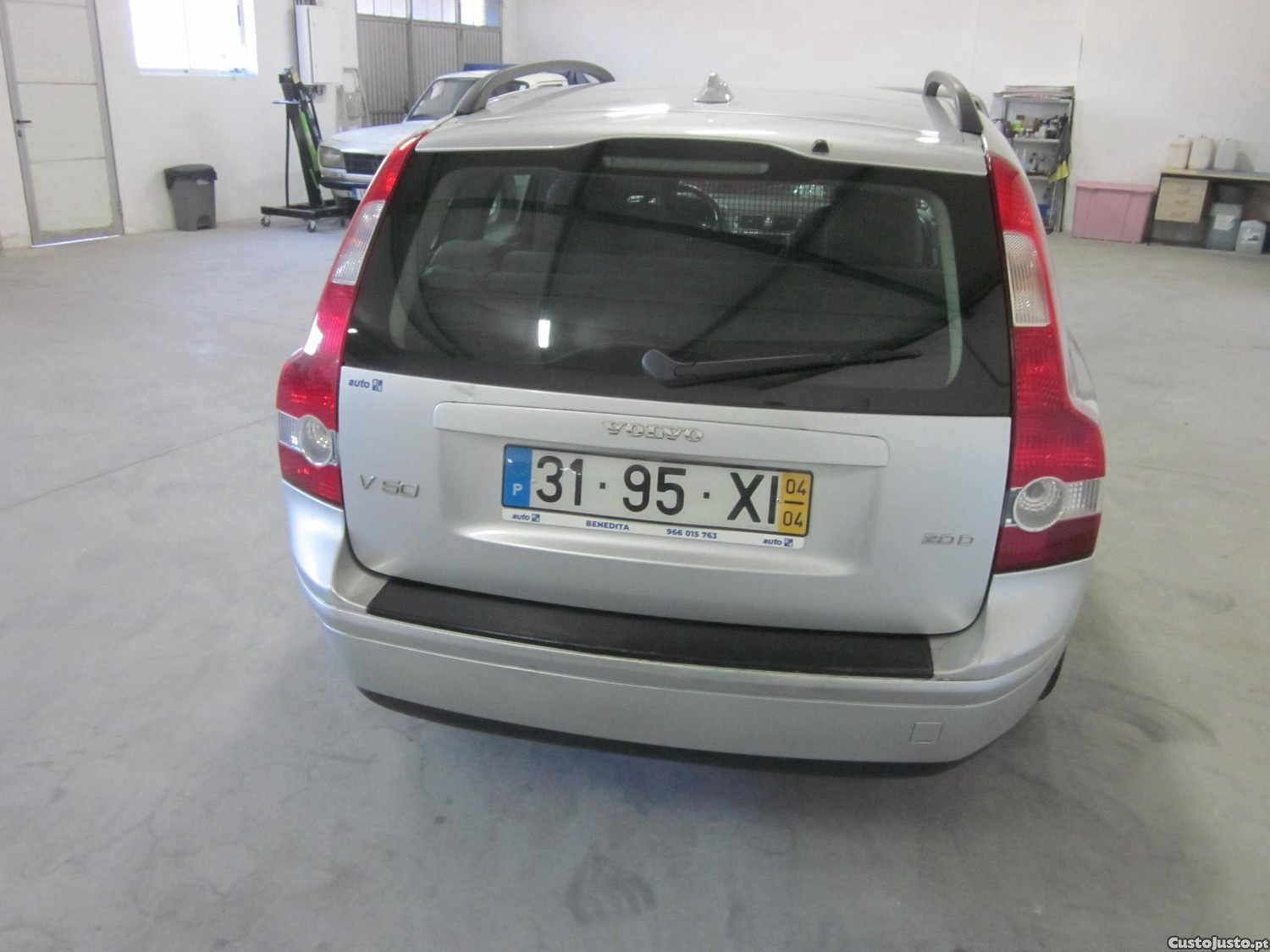 Volvo 44 V50 — fotografia 4
