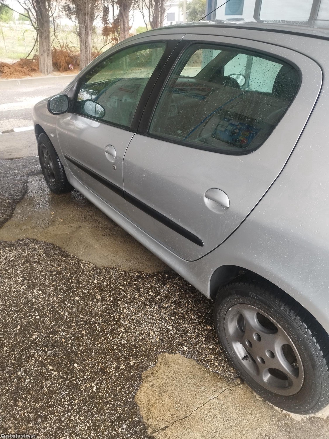 Peugeot 206 1.1 Gasolina — fotografia 9