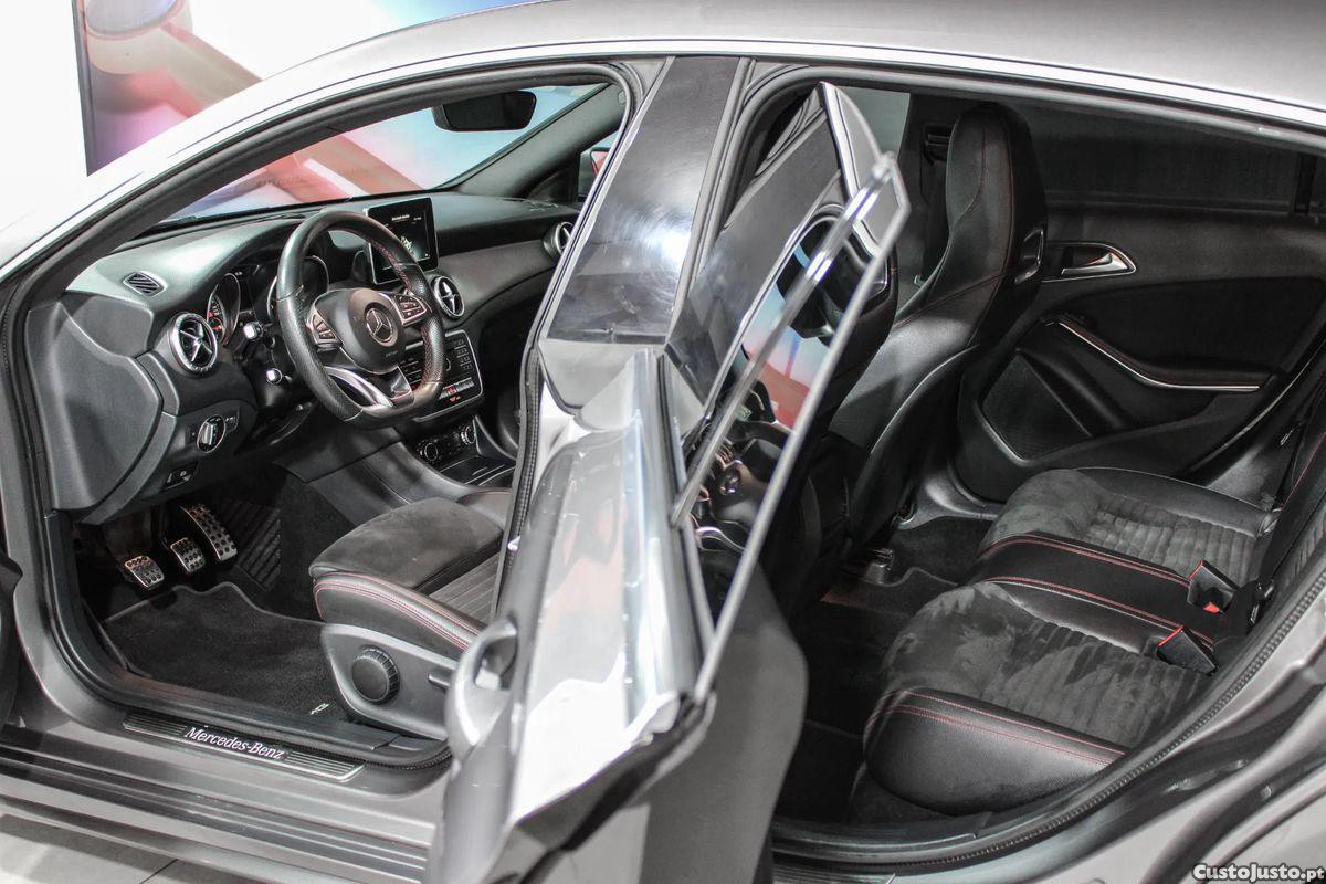 Mercedes-Benz CLA 200 d Shooting Brake AMG Line — fotografia 14