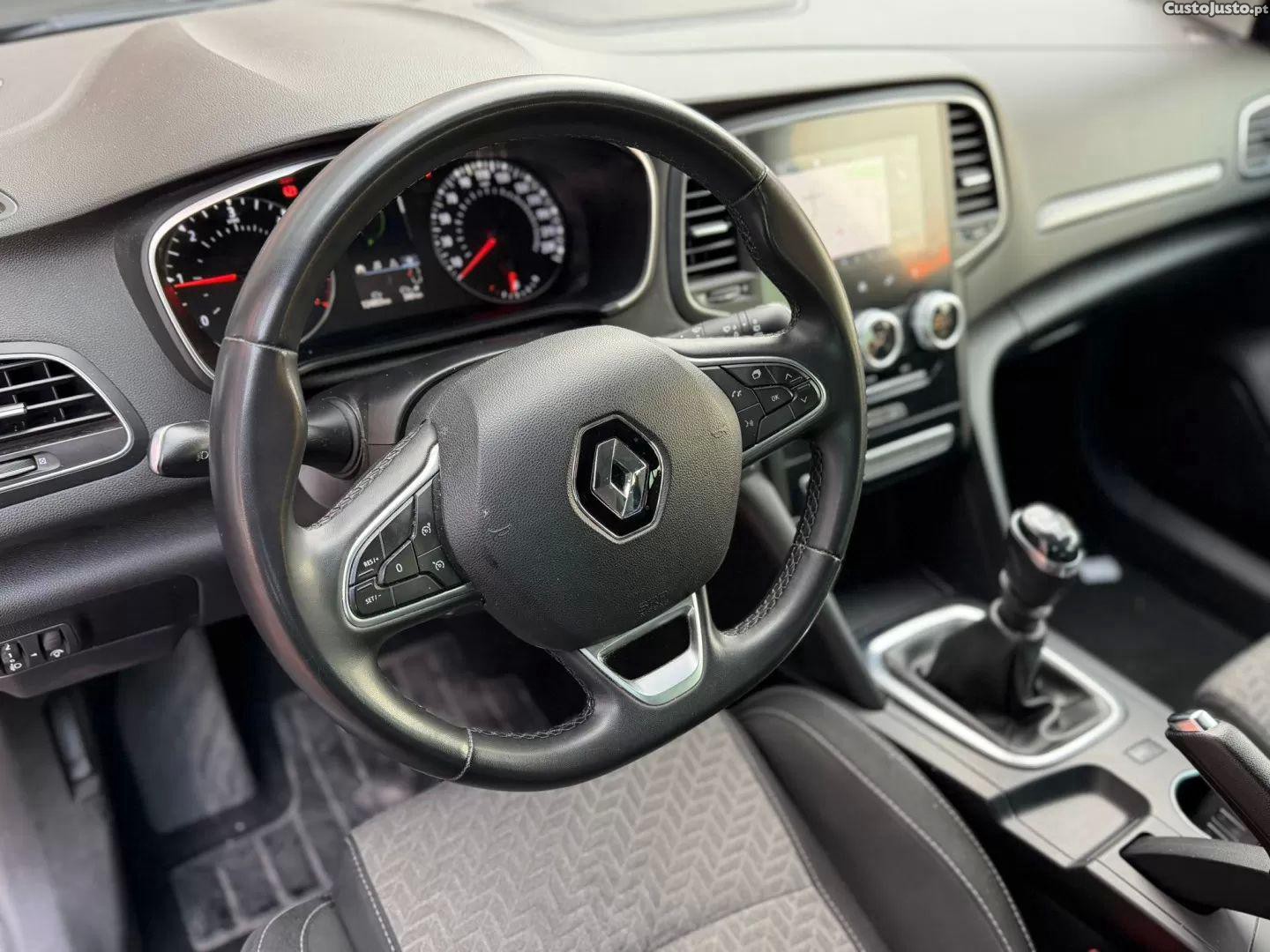 Renault Mégane 1.5 blue dci limited — fotografia 11
