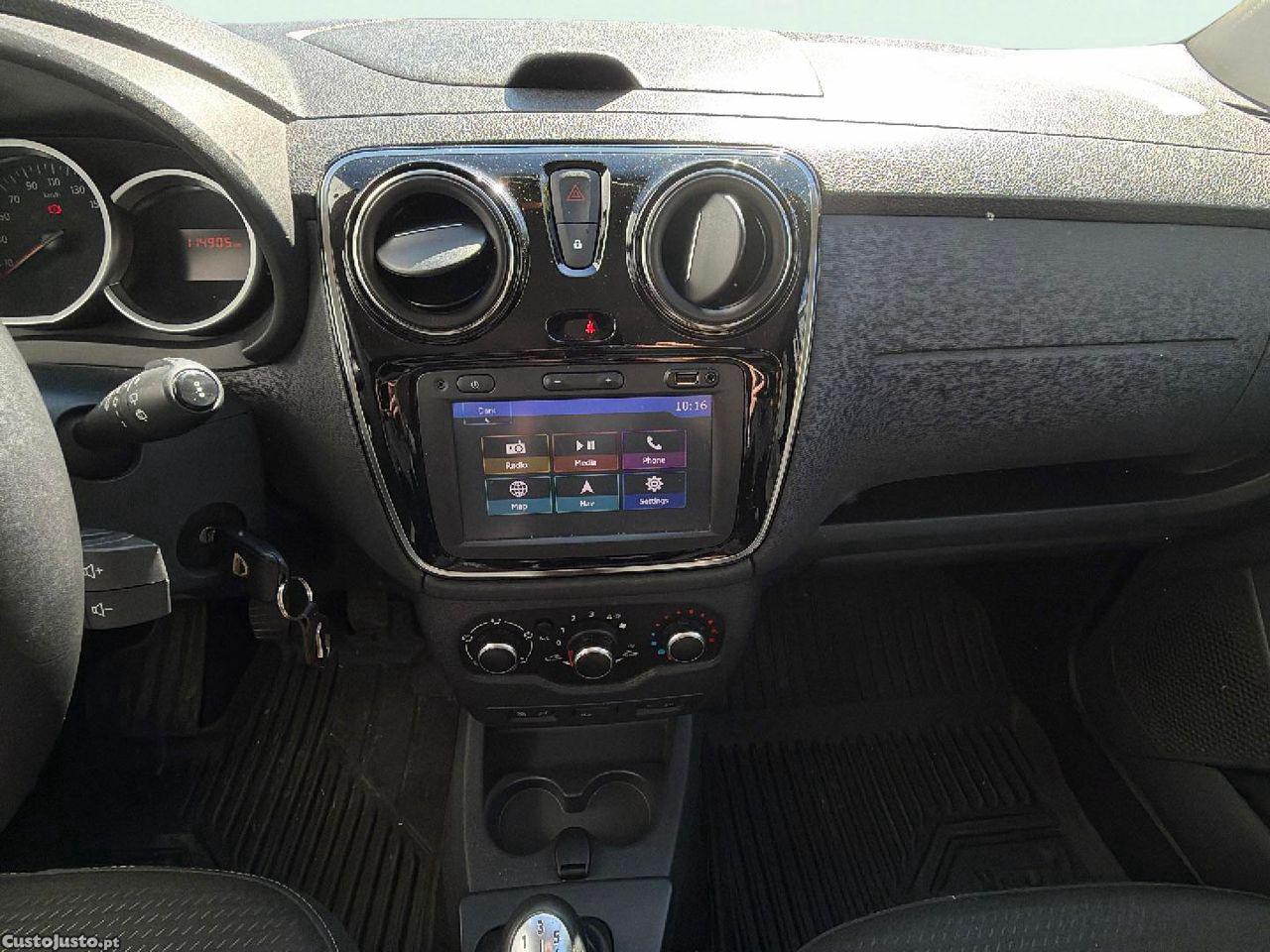 Dacia Lodgy 1.2 TCe Confort 7L — fotografia 12