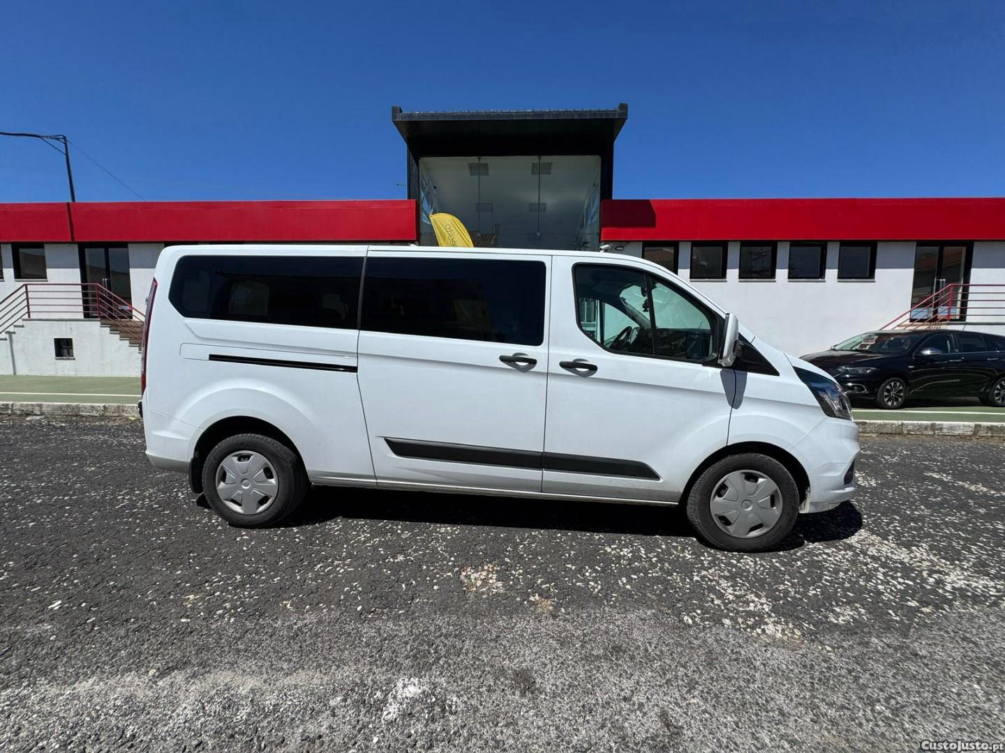 Ford Transit Custom 320 L2 2.0 H1 T.B. Trend 130cv — fotografia 29