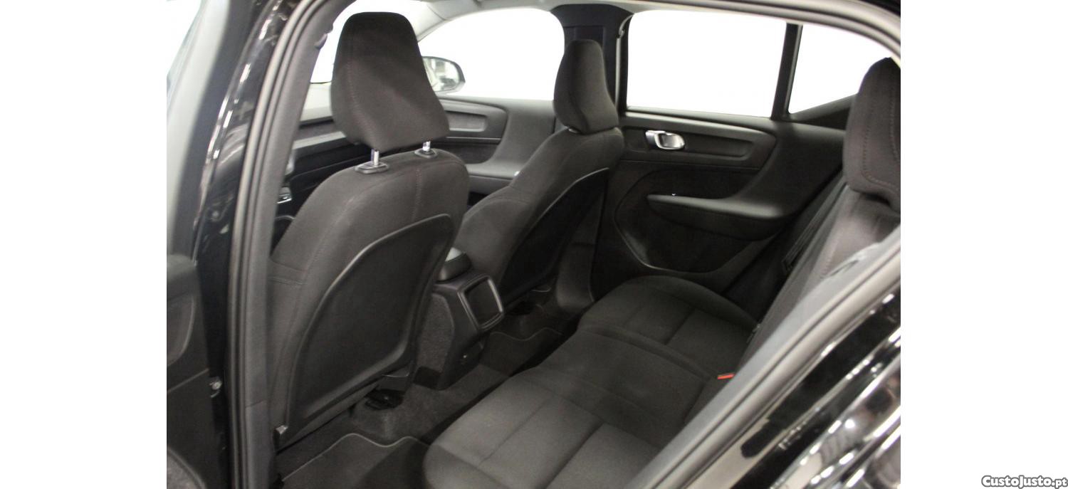 Volvo XC 40 1.5 T2 Core Auto — fotografia 9
