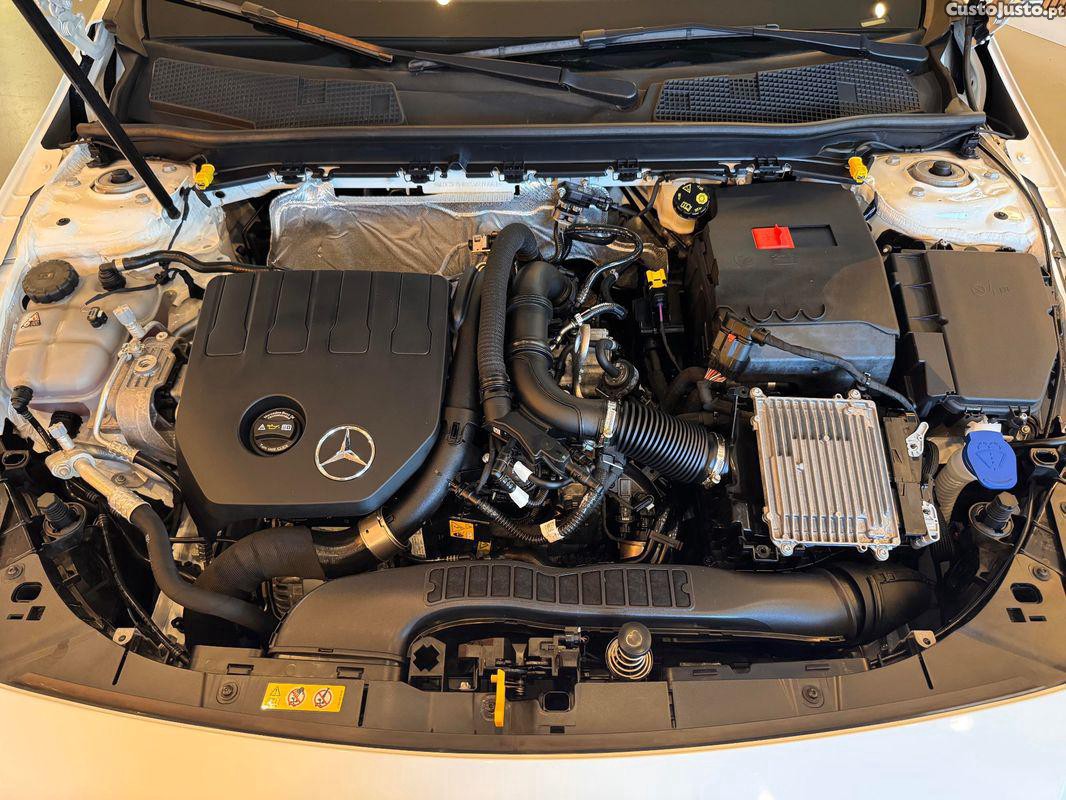 Mercedes-Benz A 200 Standard — fotografia 8