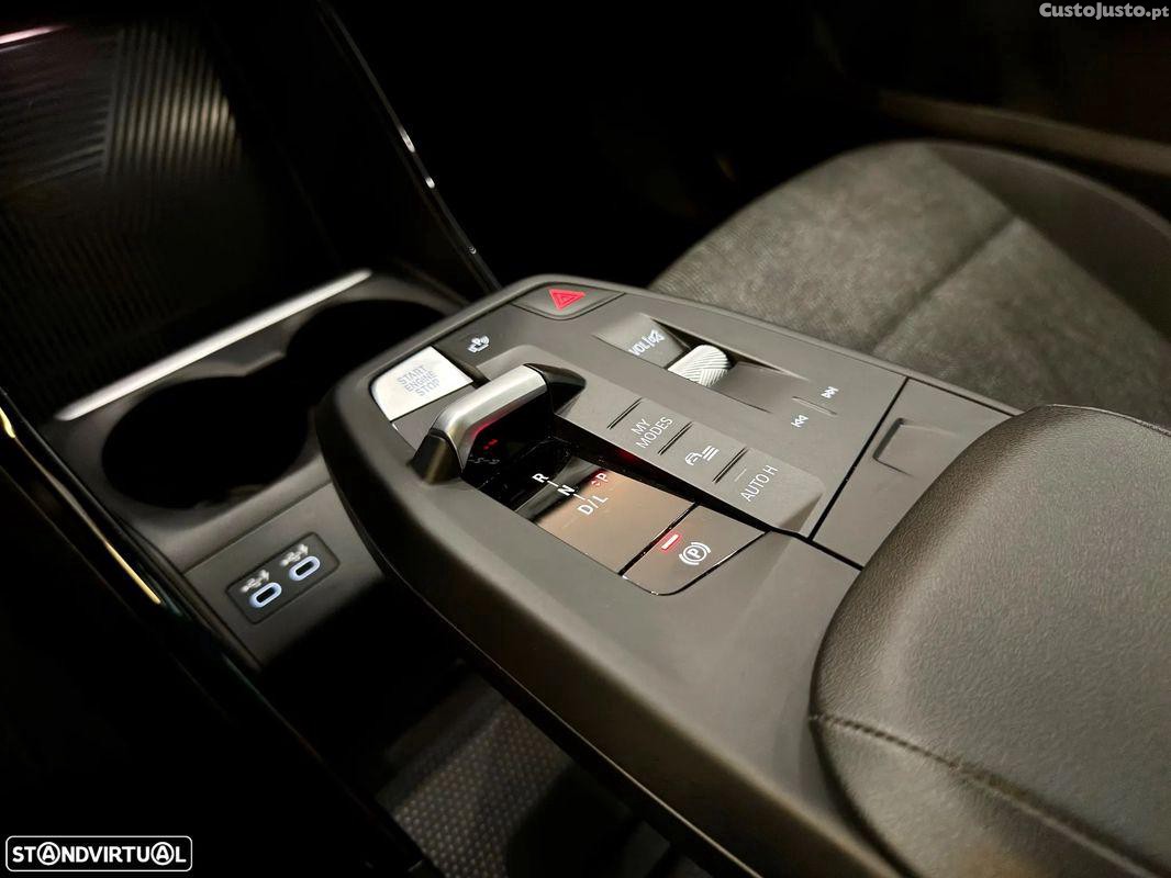 BMW X1 sDrive18d — fotografia 16