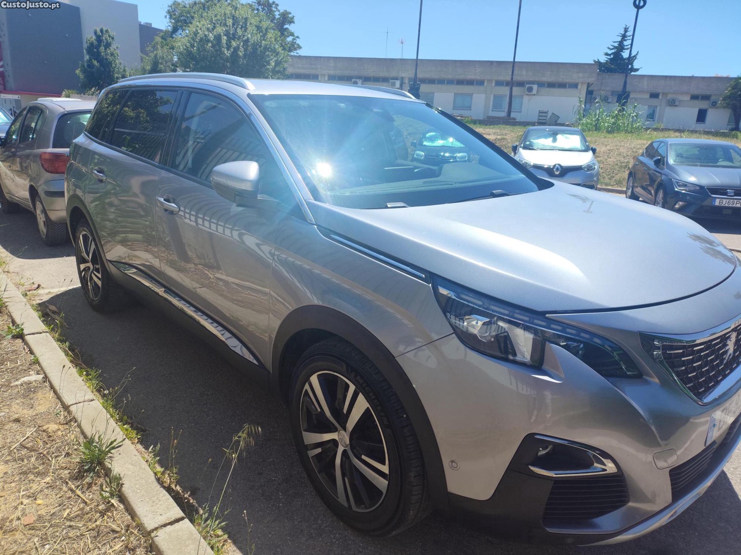 Peugeot 5008 Allure — fotografia 5